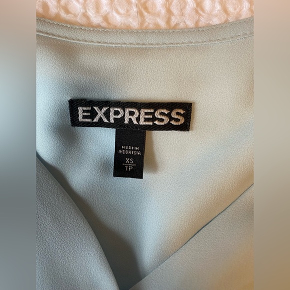 Express button down long sleeve top - Picture 3 of 3